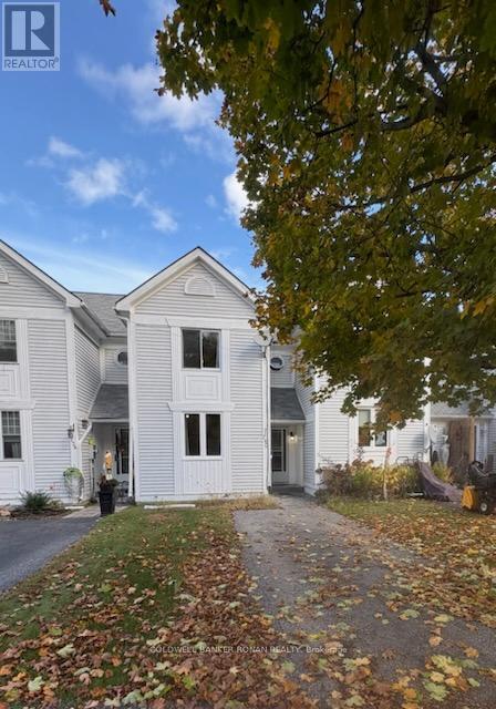 140 Fernwood Dr, Gravenhurst, ON P1P 1P5