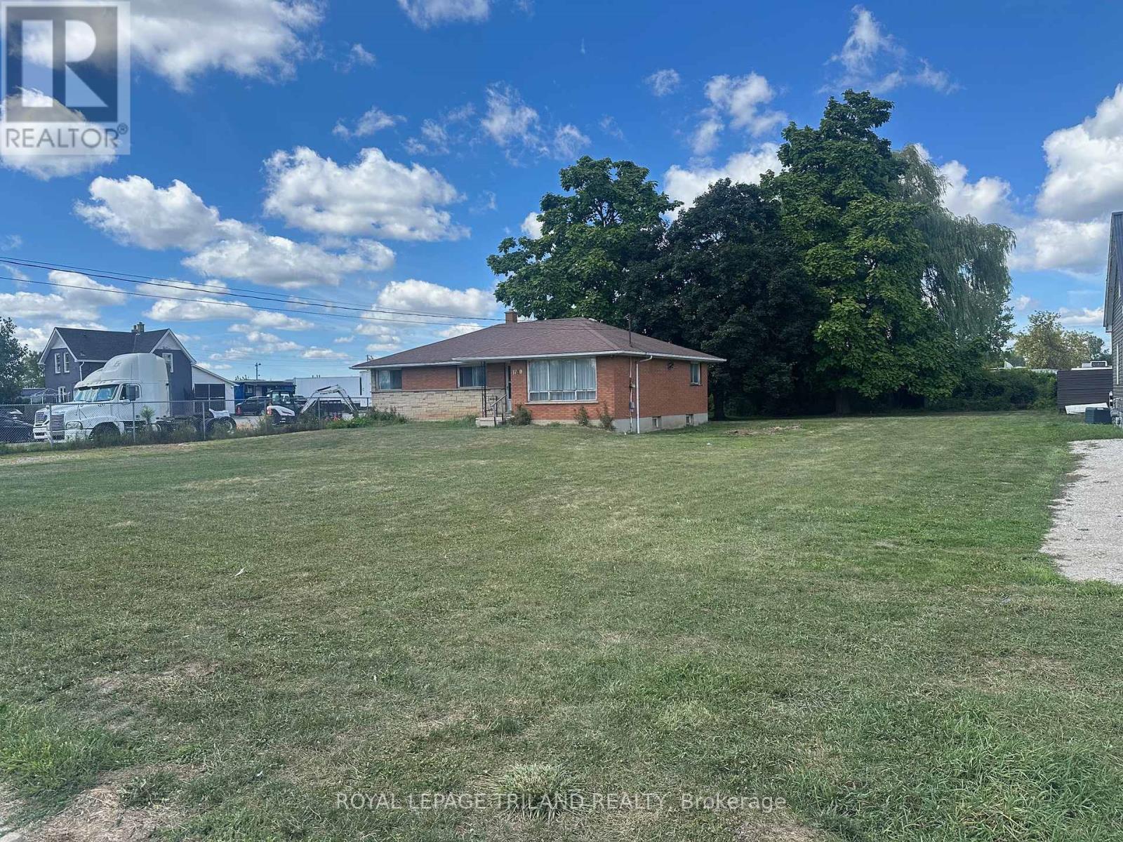 1780 Gore Rd, London, ON N5W 6B8