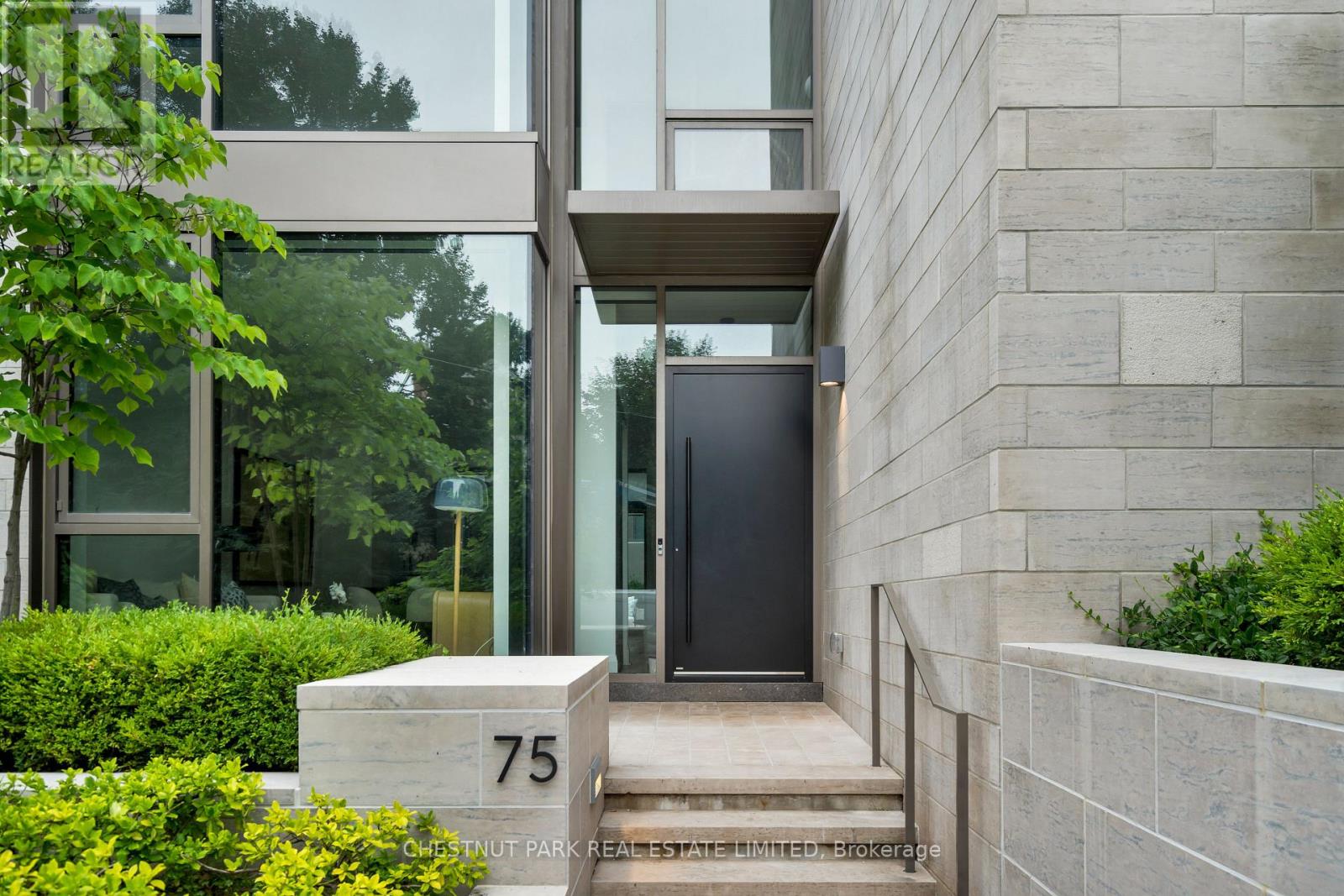 75 Foxbar Rd, Toronto, ON M4V 2G5