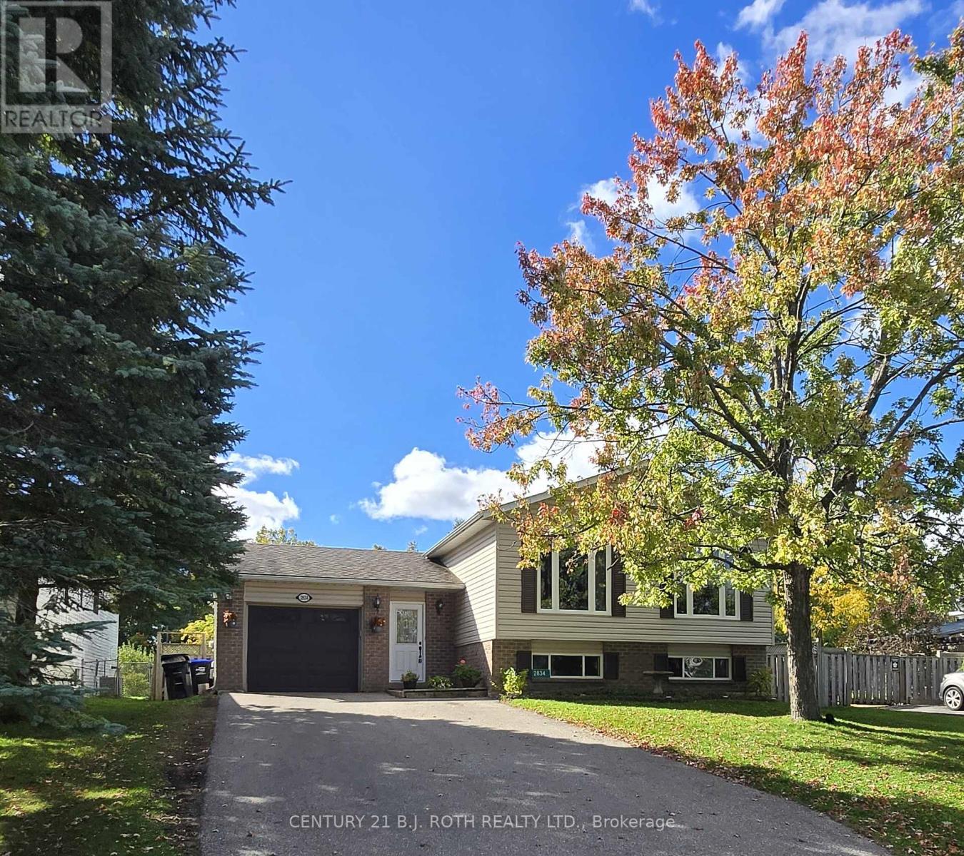 2834 Dempster Ave, Innisfil, ON L9S 1C2