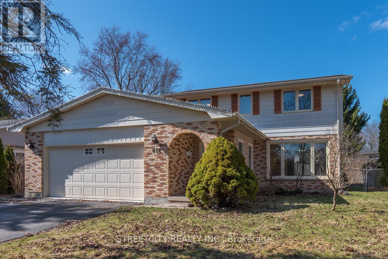 814 Grenfell Dr, London, ON N5X 2C8