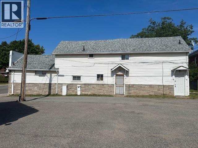 160 Bruce St, Sault Ste. Marie, ON P6A 2X8