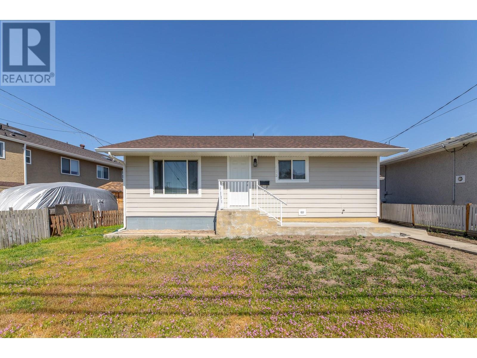 423 Penticton Ave, Penticton, BC V2A 2M5