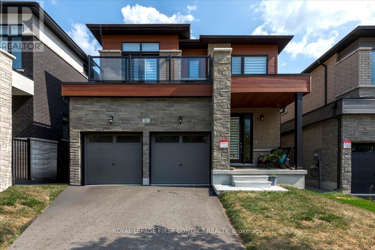 11 Calypso Ave, Springwater Midhurst, ON L9X 2E1