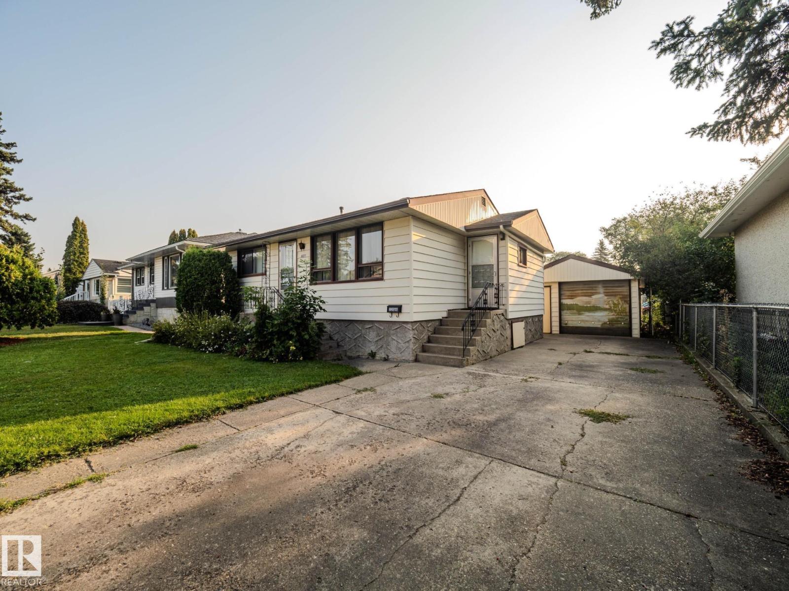 150 St Nw Unit 9021, Edmonton, AB T5R 1E8