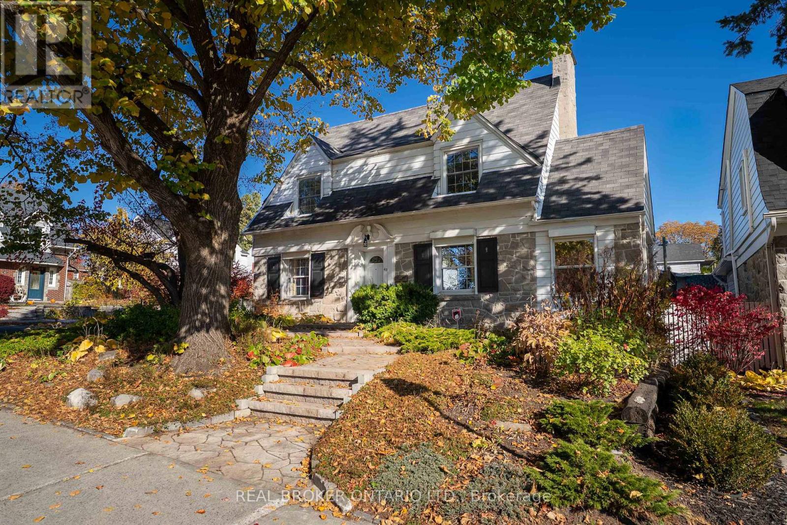43 Reid Ave, Ottawa, ON K1Y 1S5