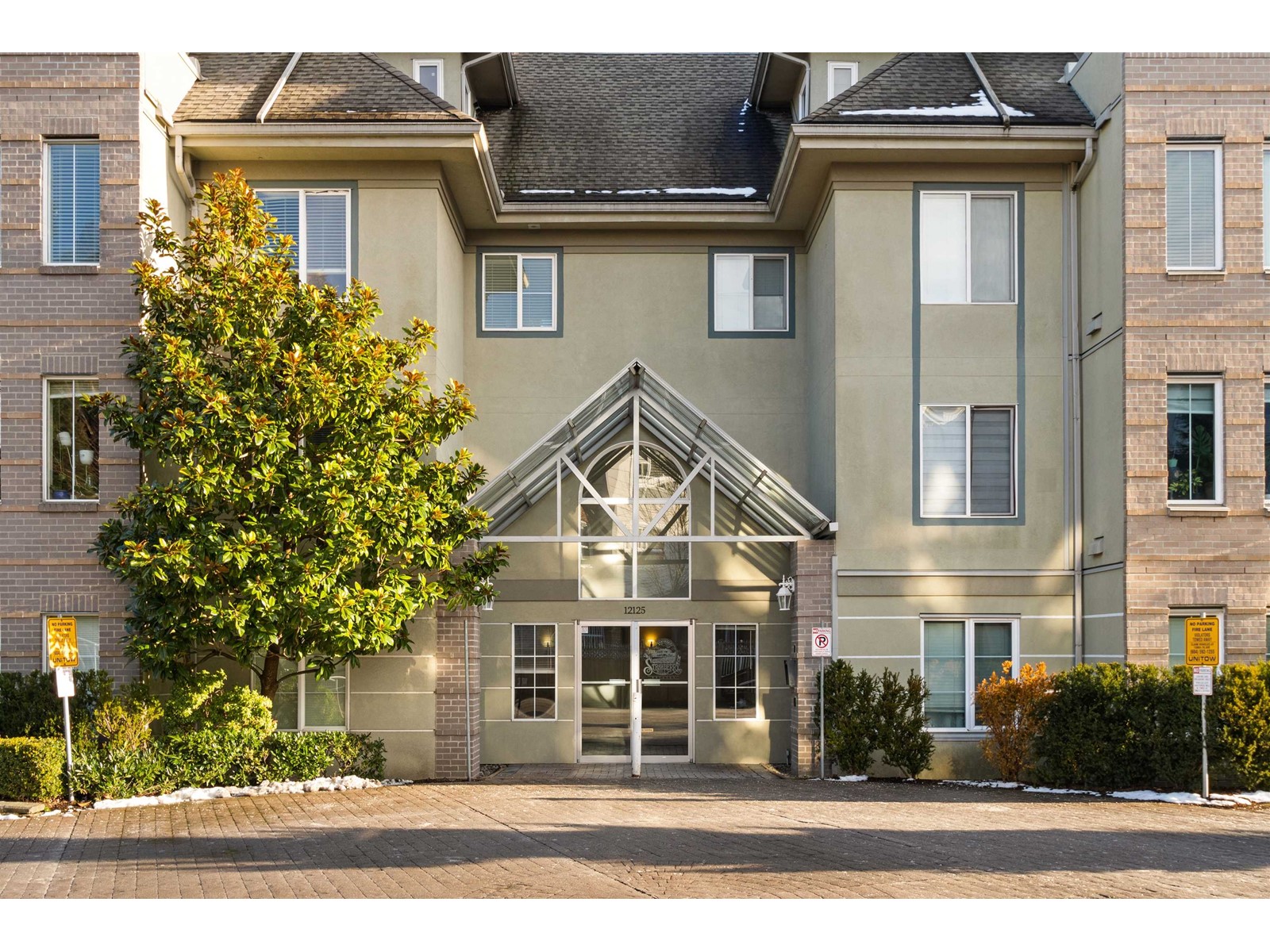 12125 75a Avenue Unit 313, Surrey, BC V3W 1B9