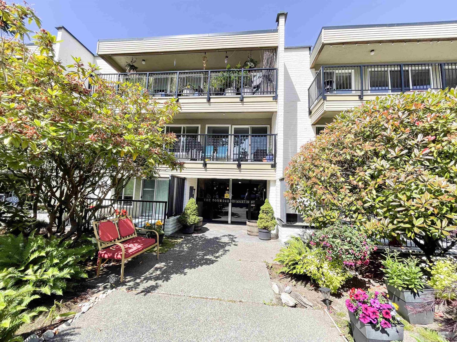 1351 Martin Street Unit 206, White Rock, BC V4B 3W6