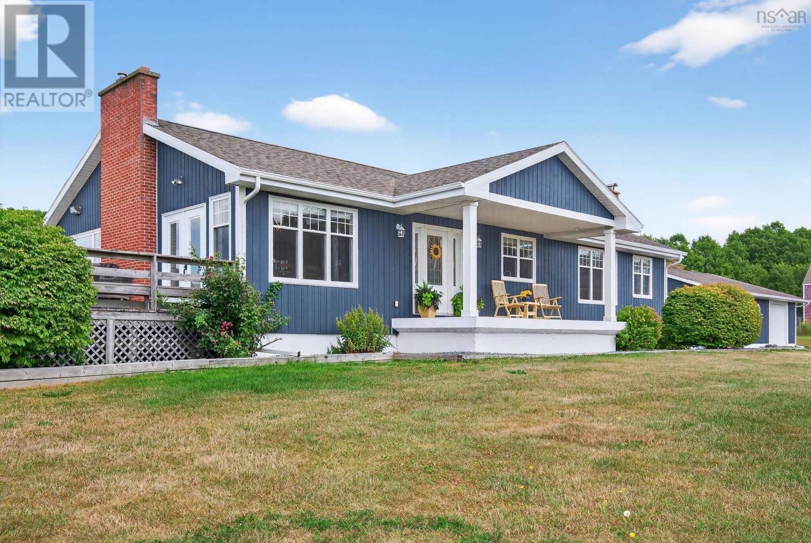 2140 Point Edward Hwy, Point Edward, NS B2A 4R6