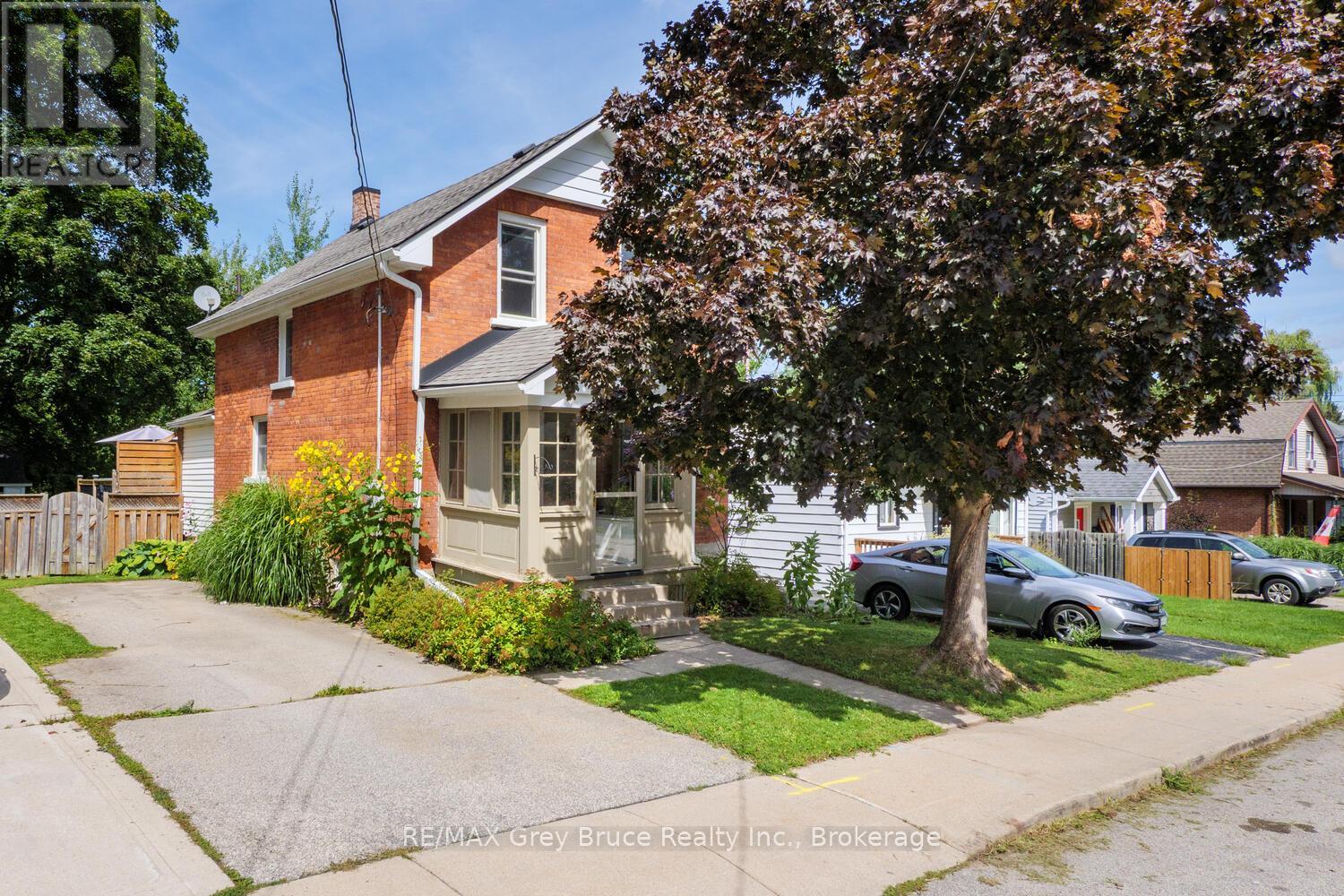 564 13th Street A West, Owen Sound, ON N4K 3X4