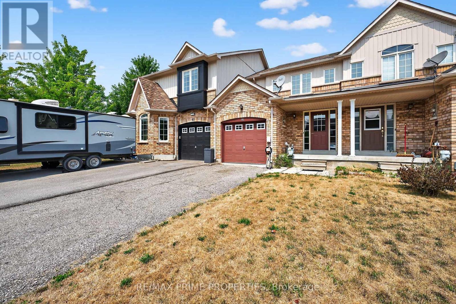 63 Lilly Mckeowan Cres, East Gwillimbury, ON L0G 1M0