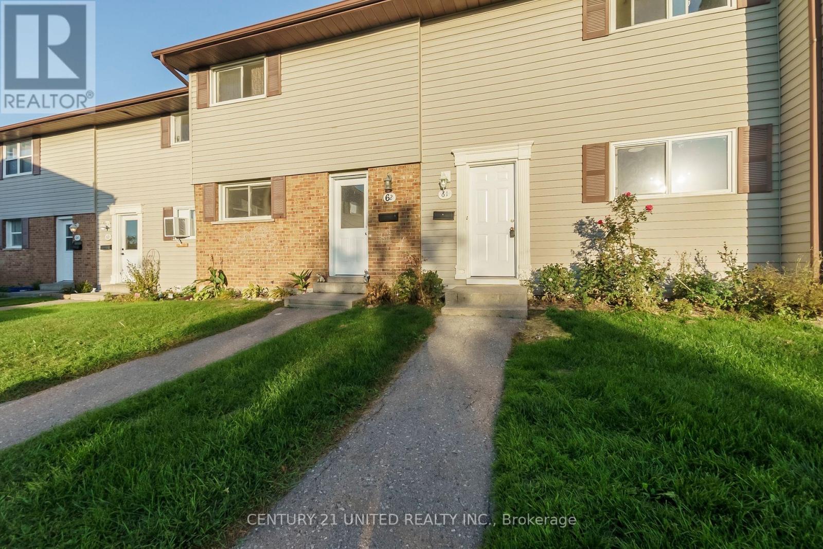 996 Sydenham Rd Ward 4 Rd, Peterborough, ON K9J 1J7
