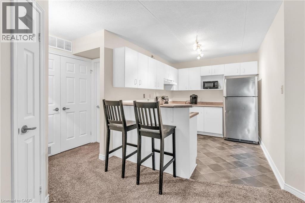 2010 Cleaver Avenue Unit 207, Burlington, ON L7M 4C1