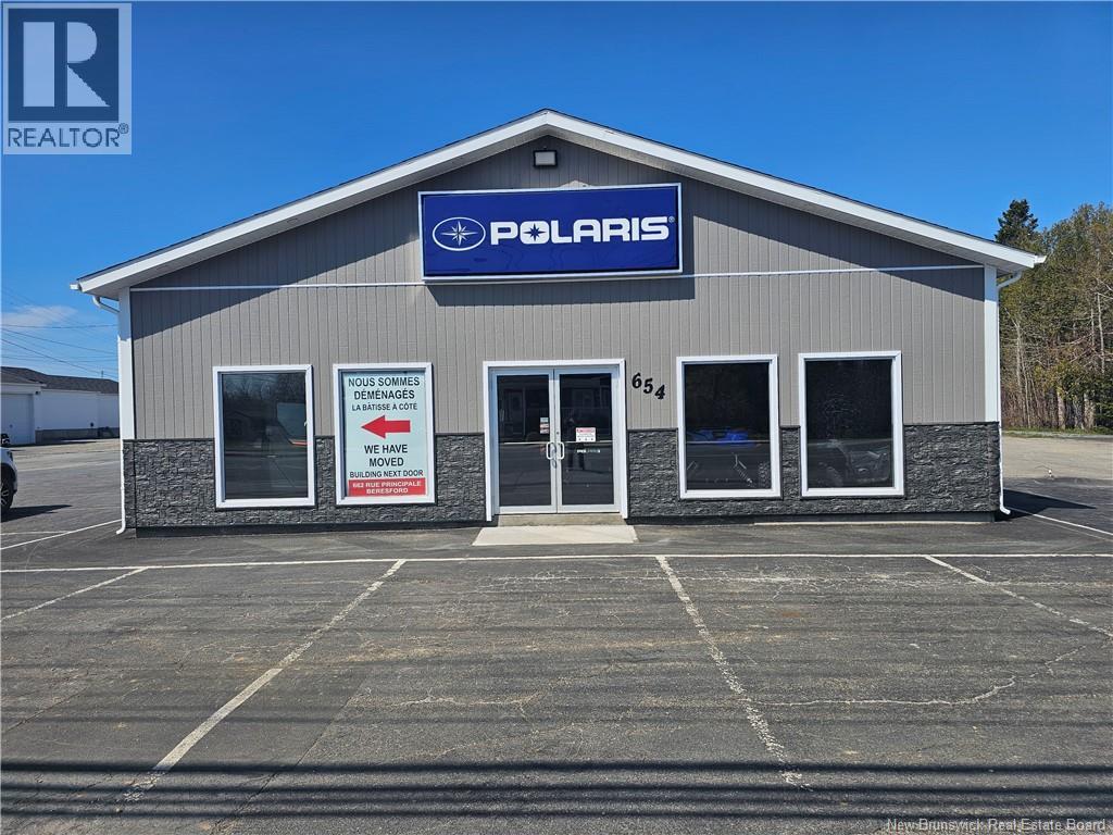 654 Principale St, Beresford, NB E8K 2B5