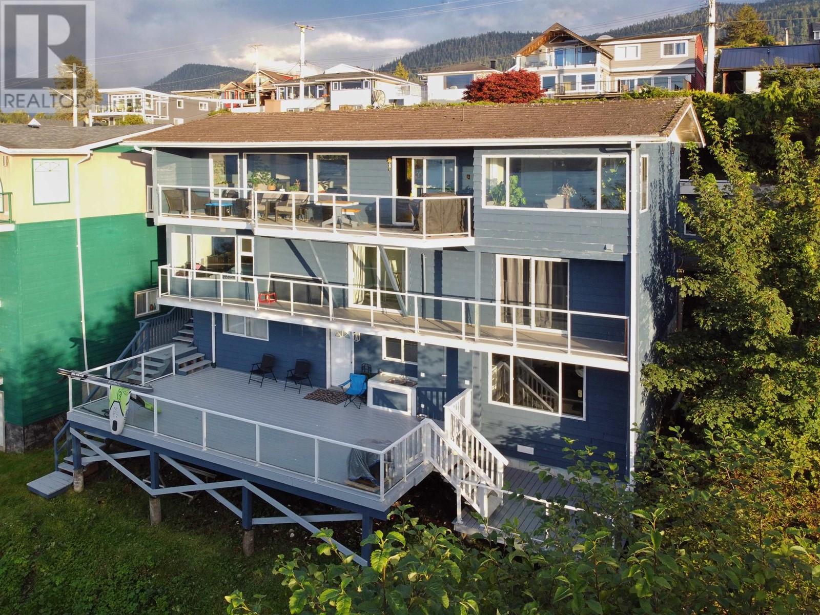 1724-1726 Graham Ave, Prince Rupert, BC V8J 1C8