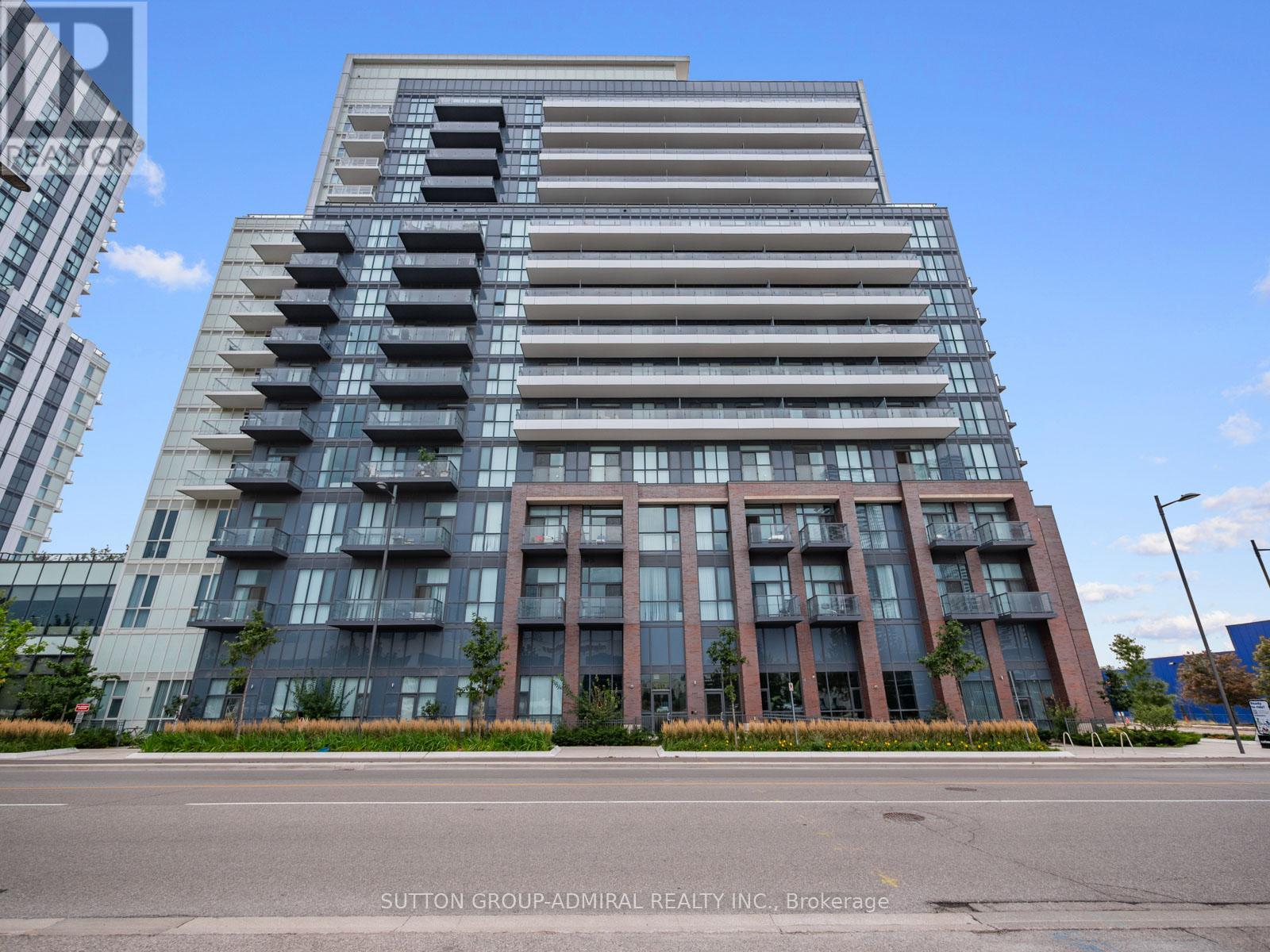 1607 10 Honeycrisp Cres, Vaughan, ON L4K 0M7