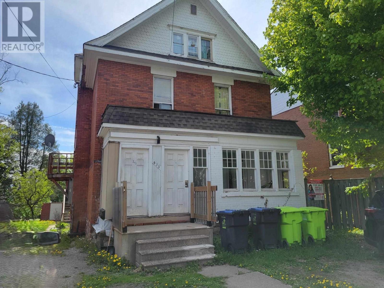 635 Wellington St, Sault Ste. Marie, ON P6A 2M6