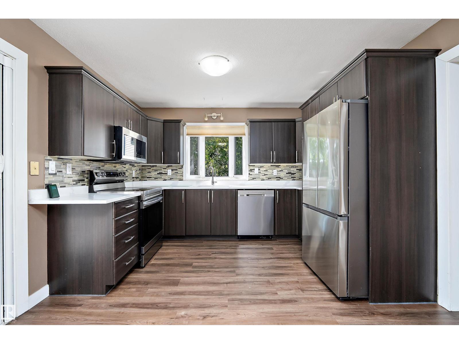 80 Av Nw Unit 18211, Edmonton, AB T5T 0V3