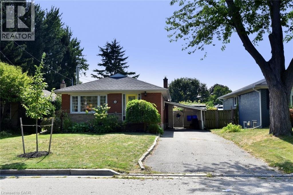 1384 Niels Ave, Burlington, ON L7P 2E4