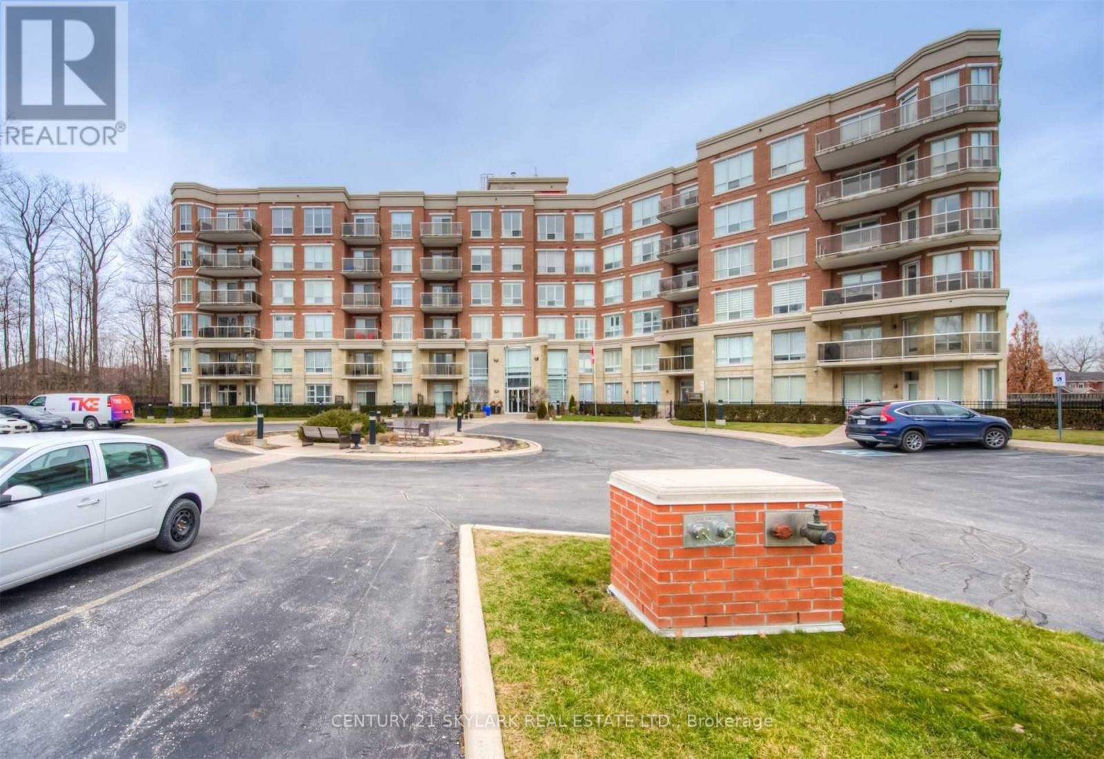 510 483 Faith Dr, Mississauga, ON L5R 0A1