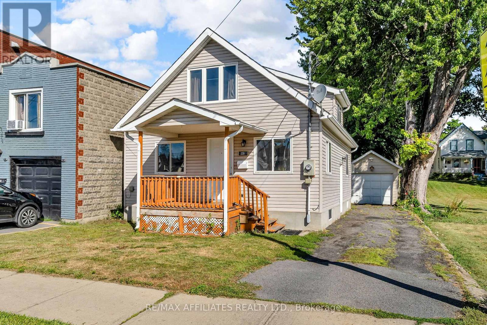 229 Fourth St, Cornwall, ON K6J 2R9
