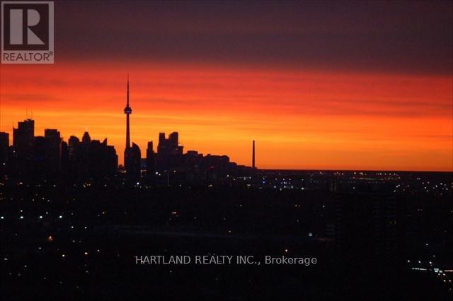 2701 3504 Hurontario St, Mississauga, ON L5B 0B9