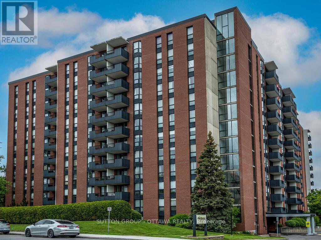 203 2951 Riverside Dr, Ottawa, ON K1V 8W6