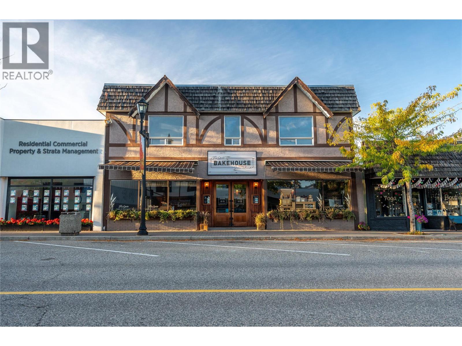 10110 Main St, Summerland, BC V0H 1Z0