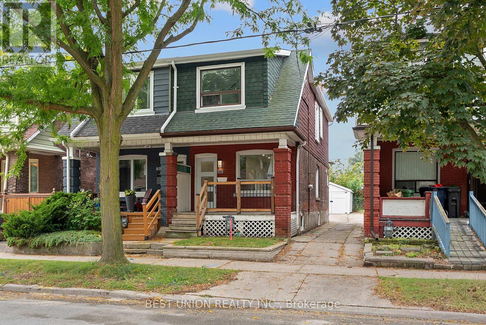 898 Greenwood Ave W, Toronto, ON M4J 4B8