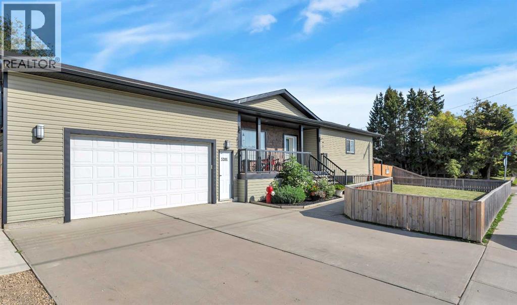 50 Street Unit 5201, Bentley, AB T0C 0J0