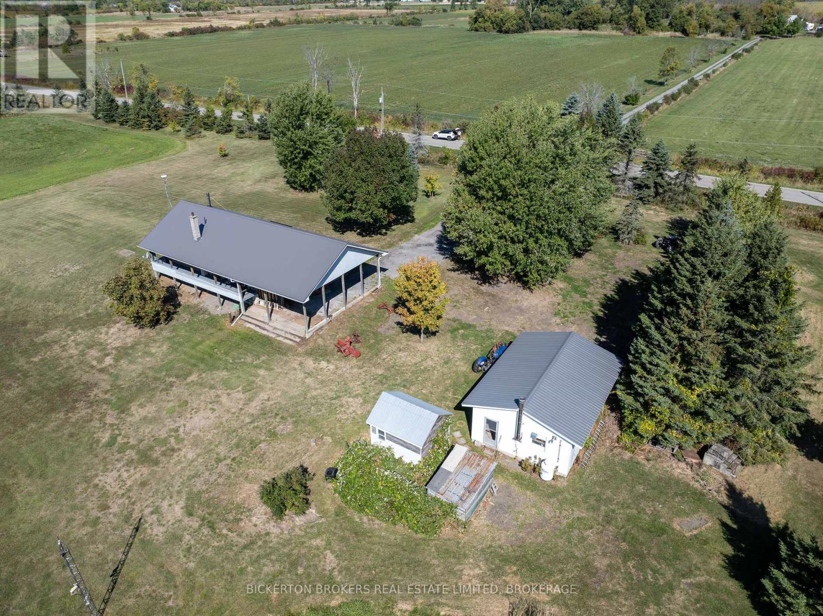 229 Haig Rd, Leeds and the Thousand Islands, ON K7G 2V4
