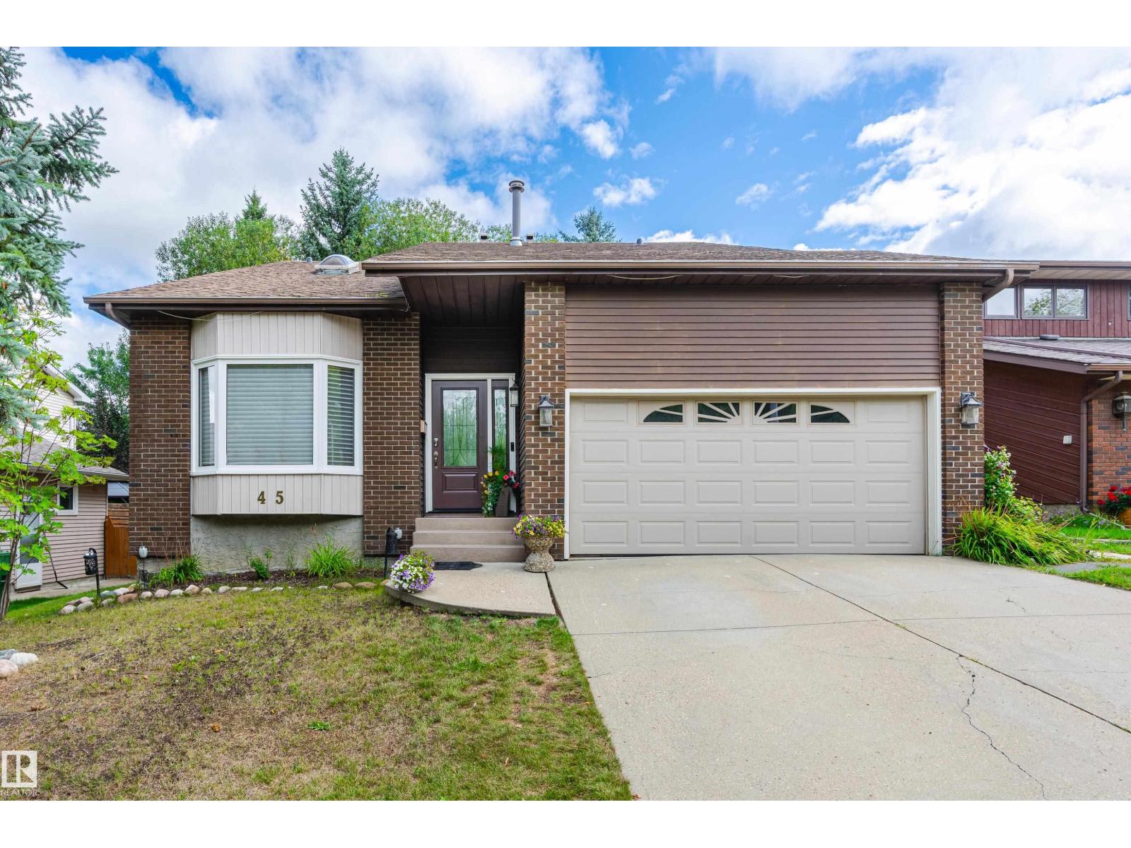 45 Wentworth Cr, St. Albert, AB T8N 3G7