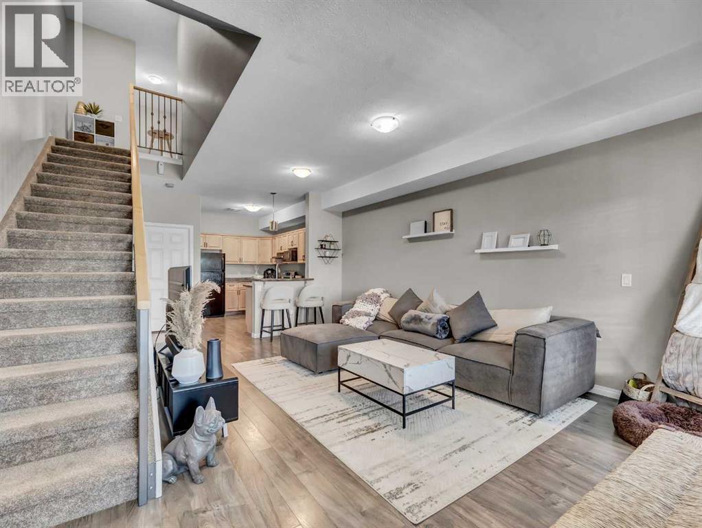 89 Sunrise Way Sw Unit 12, Medicine Hat, AB T1B 4X9