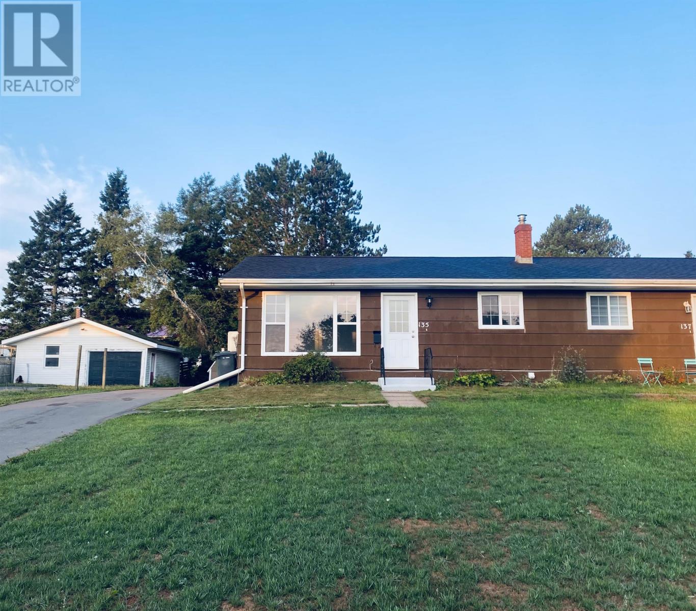135 Heather Ave, Charlottetown, PE C1A 6Z3
