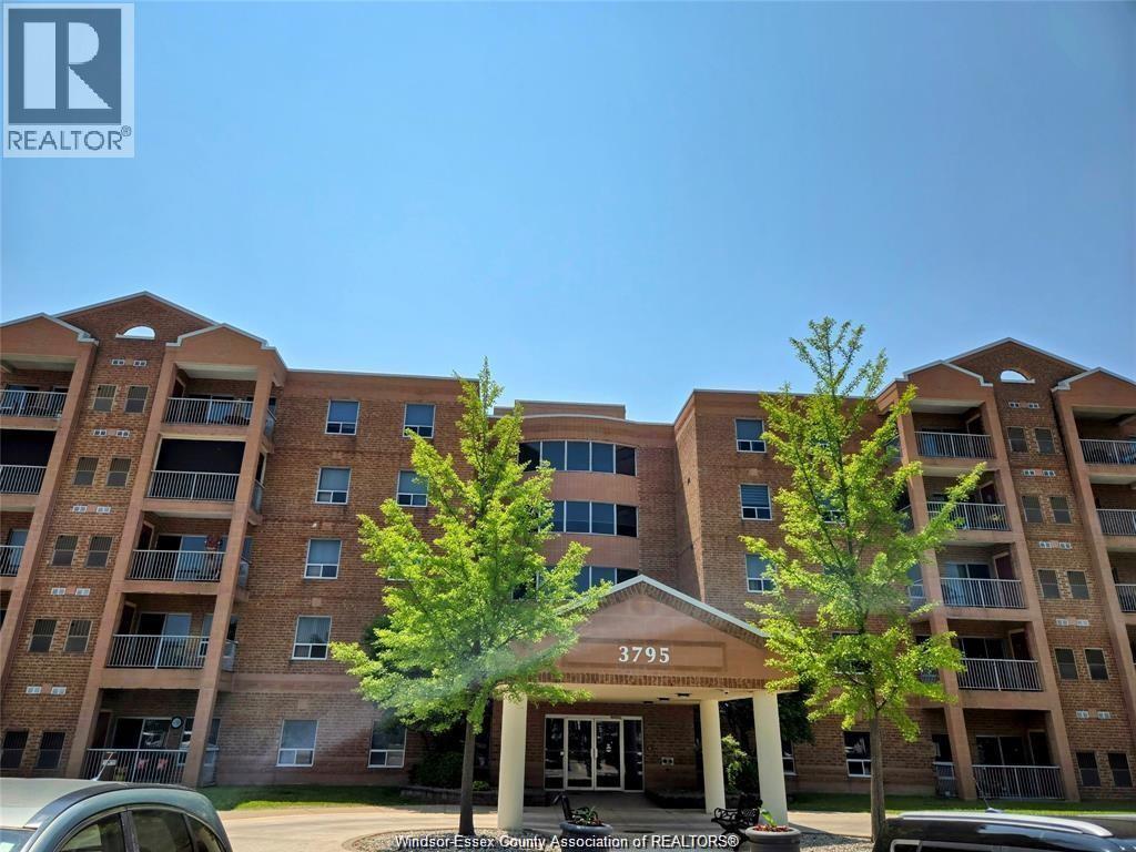 3795 Southwinds Road Unit 205, Windsor, ON N9G 2N7