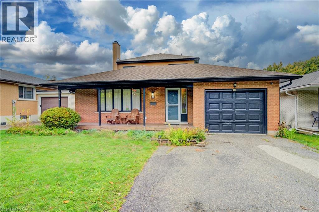 31 Bonfair Ct, Kitchener, ON N2M 4P6
