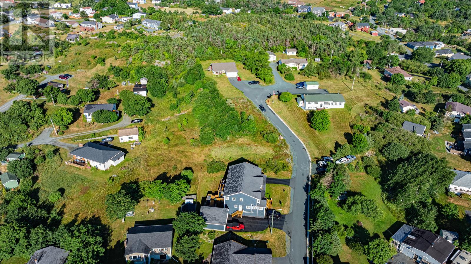 1 Braggs Lane, Pouch Cove, NL A0A 3L0