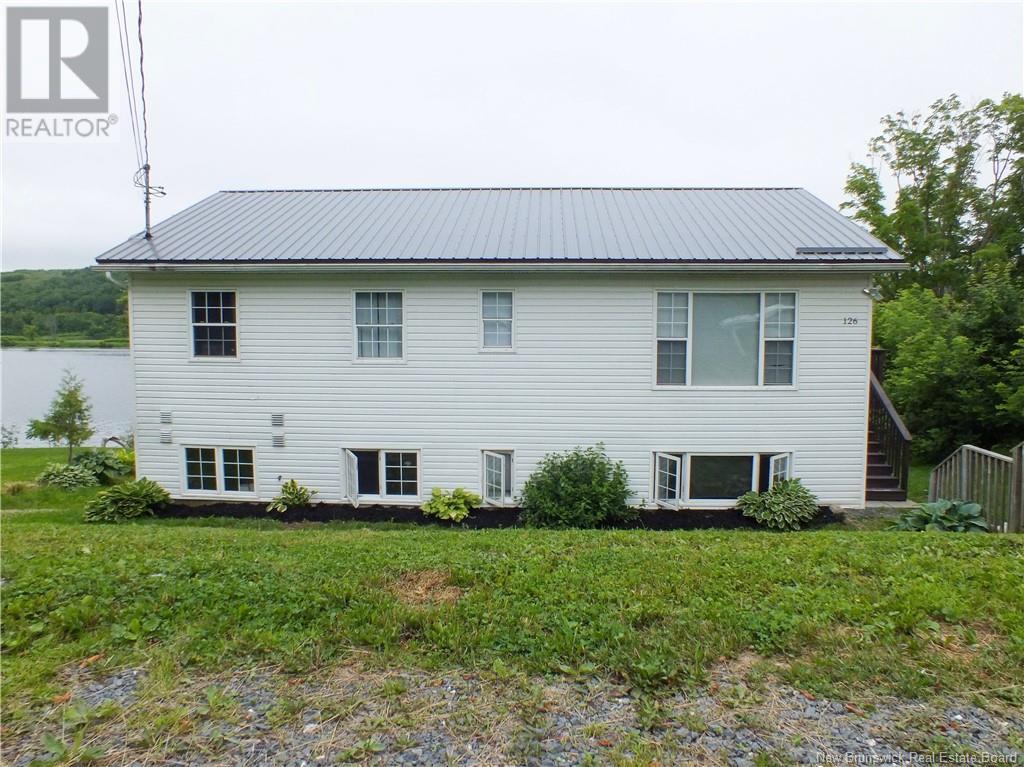 126 Richmond St, Woodstock, NB E7M 2P2
