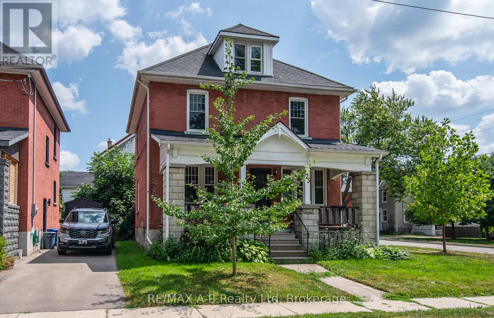 73 Stratford St, Stratford, ON N5A 2H7