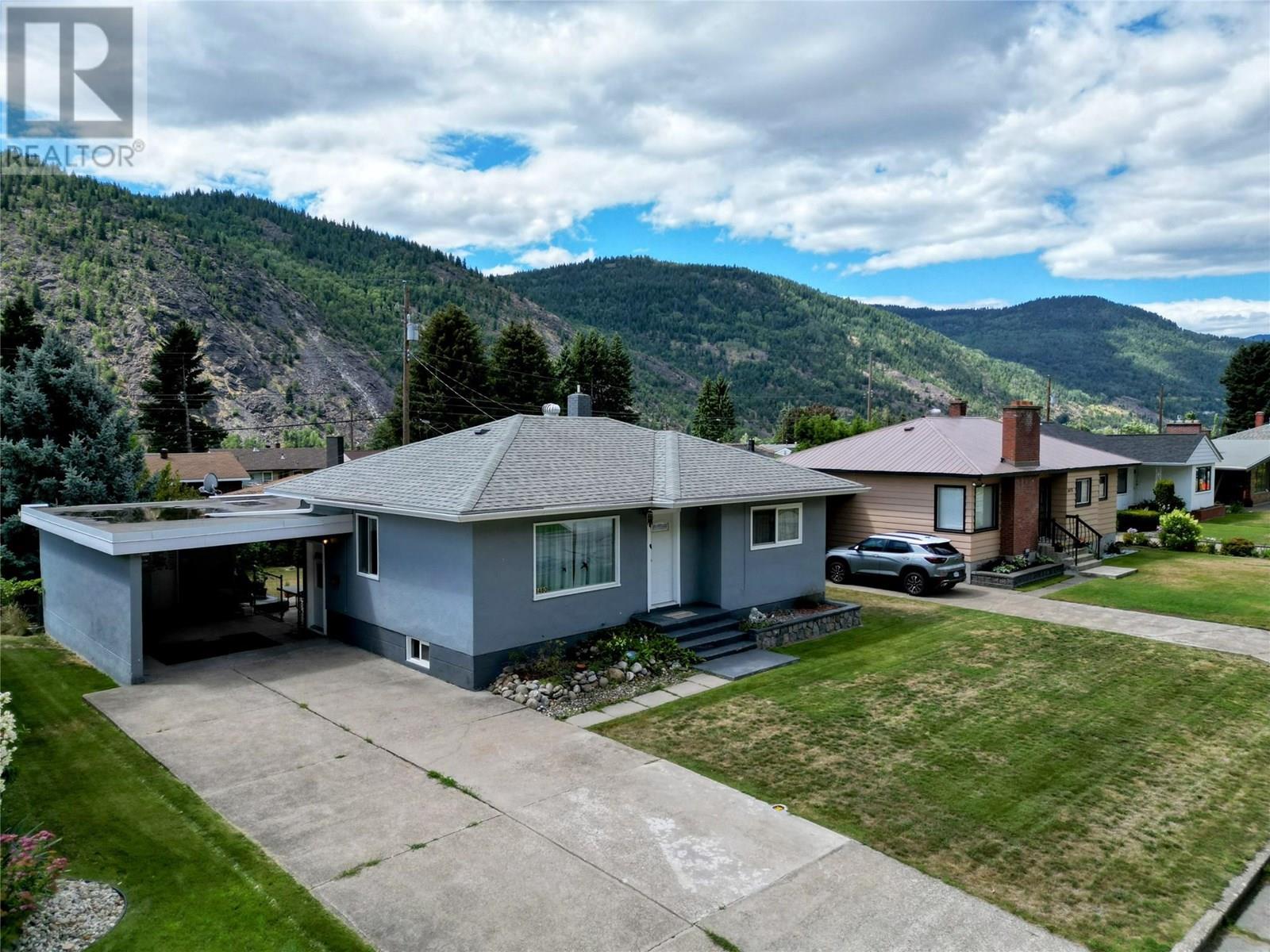 3480 Aster Dr, Trail, BC V1R 2X3