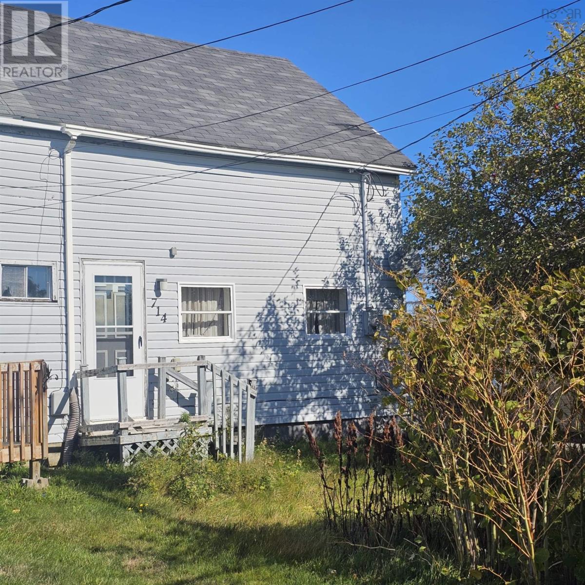 714 Neville St, Reserve Mines, NS B1E 1G6