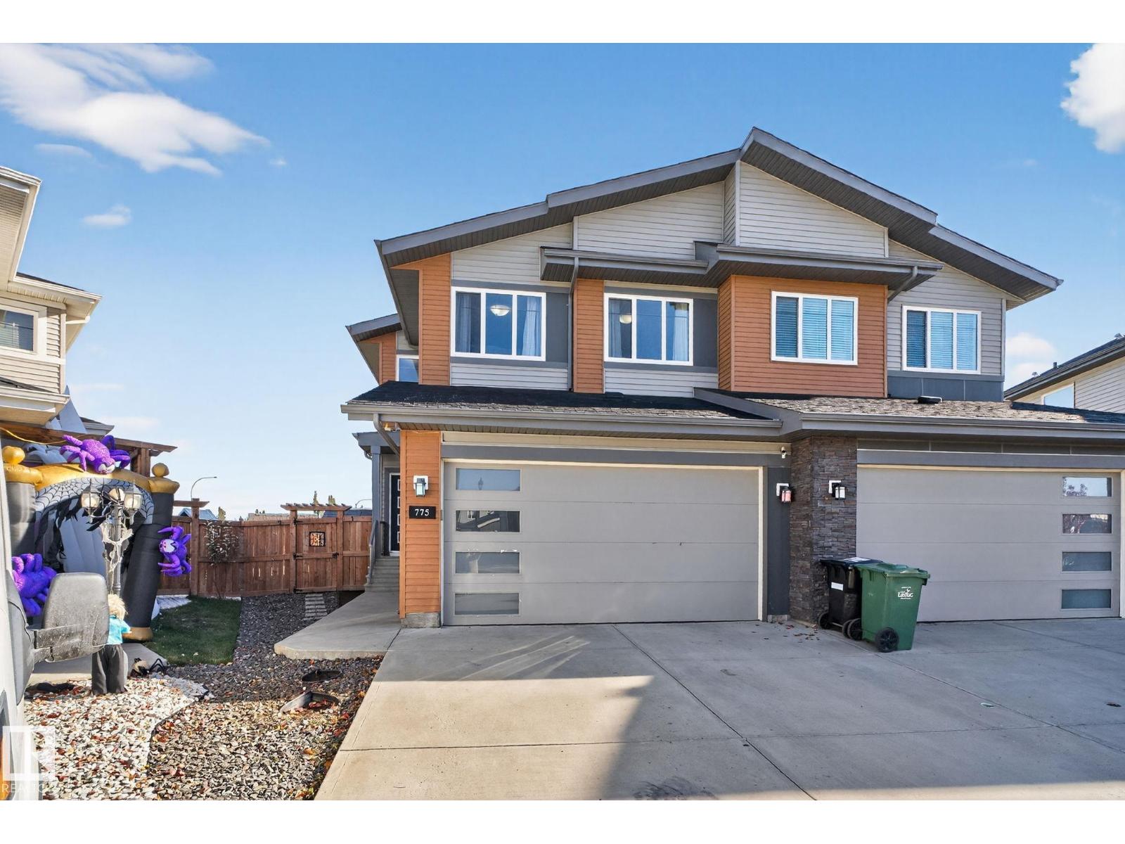 775 Berg Lo, Leduc, AB T9E 1G8