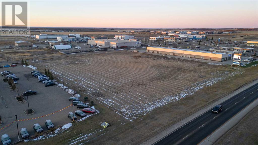 11902 11810 99 Ave, Grande Prairie, AB T8W 0C7