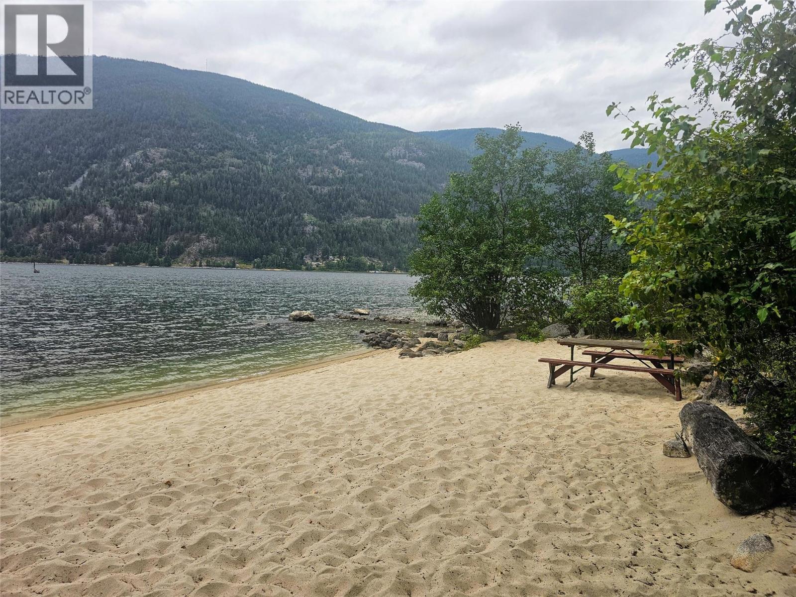 2333 Bealby Rd, Nelson, BC V1L 6W2
