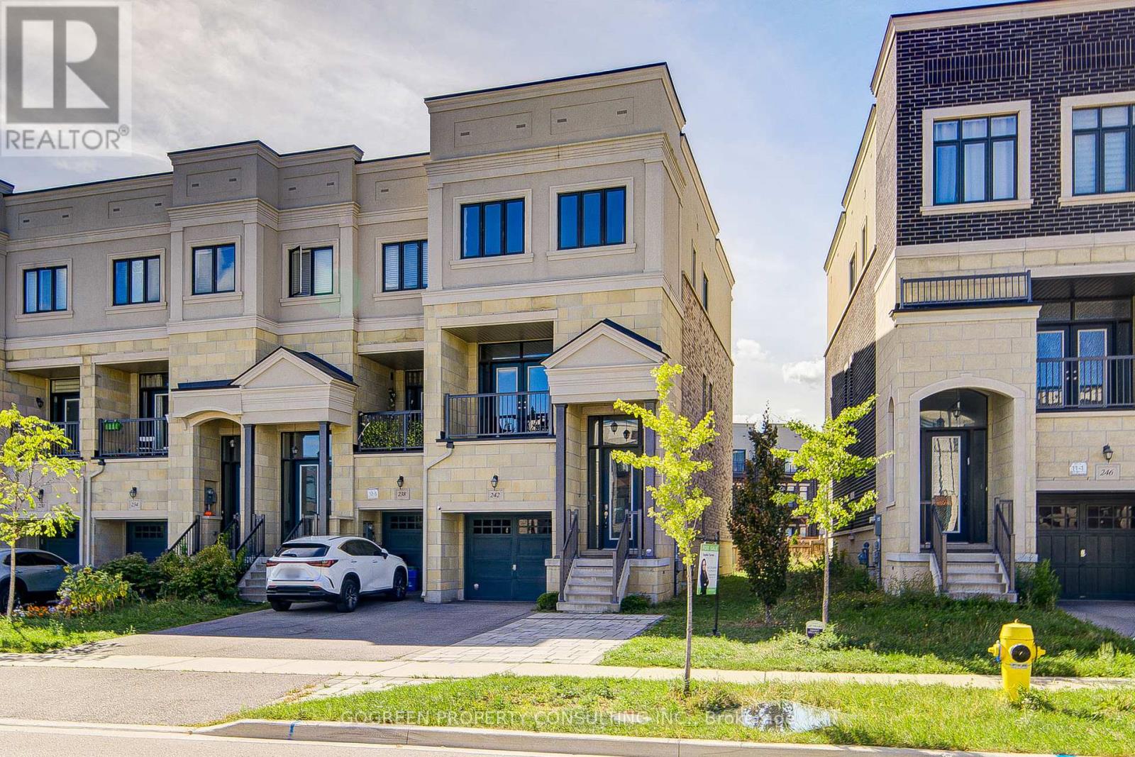 242 Thomas Cook Ave, Vaughan, ON L6A 4J6