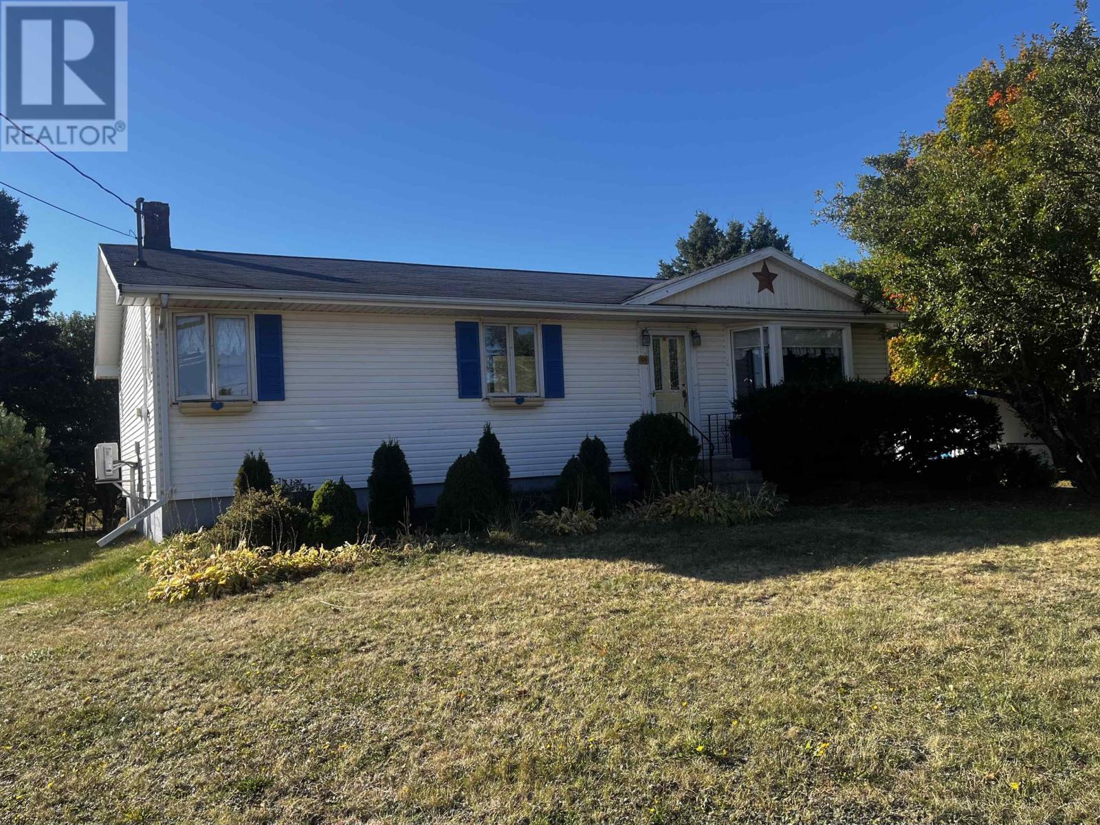 104 Blueshank Rd, Summerside, PE C1N 4J9