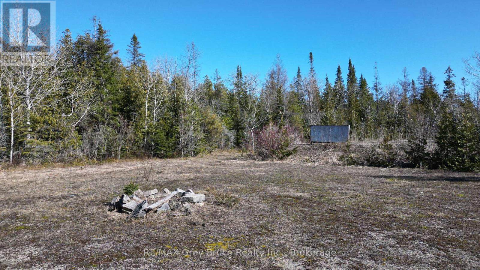 743 Spry Rd, Northern Bruce Peninsula, ON N0H 1W0