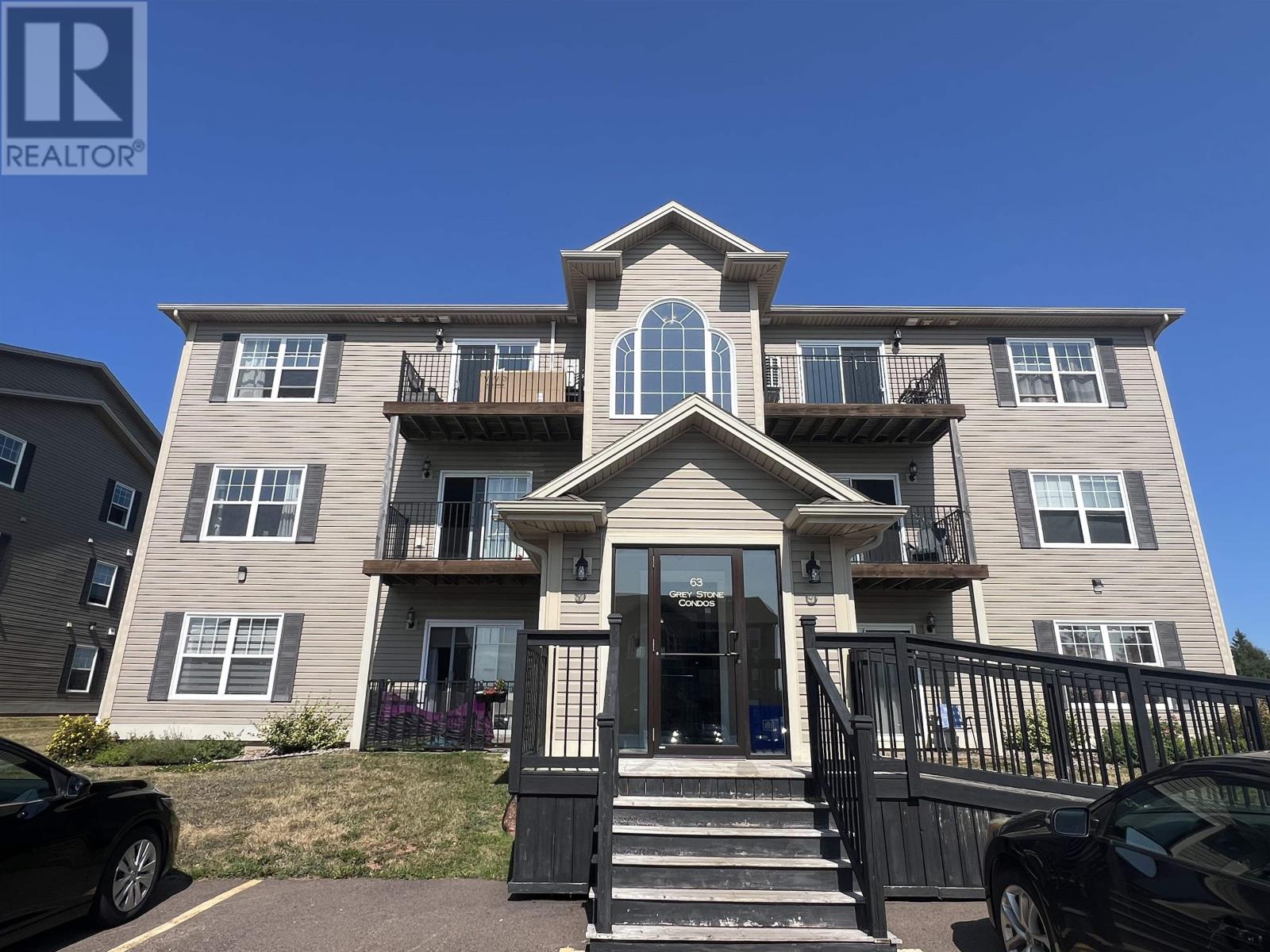63 Glen Stewart Drive Unit 308, Stratford, PE C1B 2A8