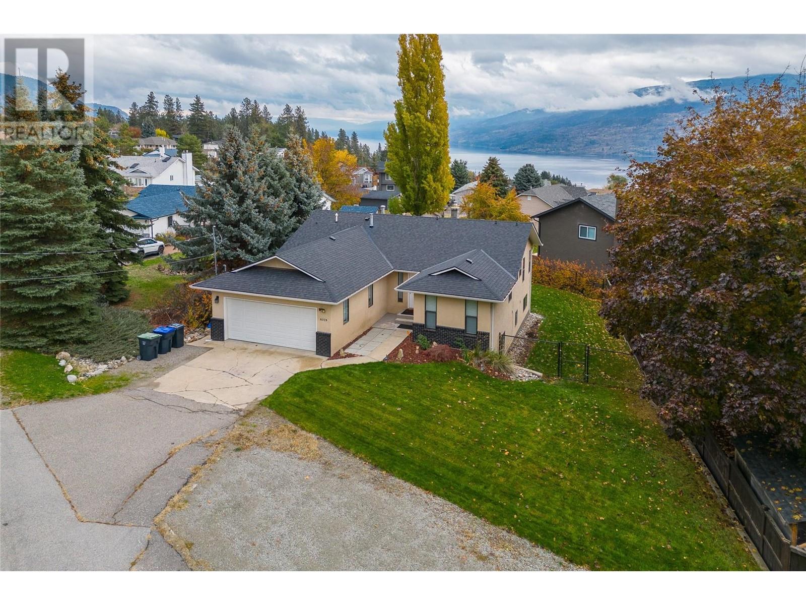 6029 Turner Ave, Peachland, BC V0H 1X7