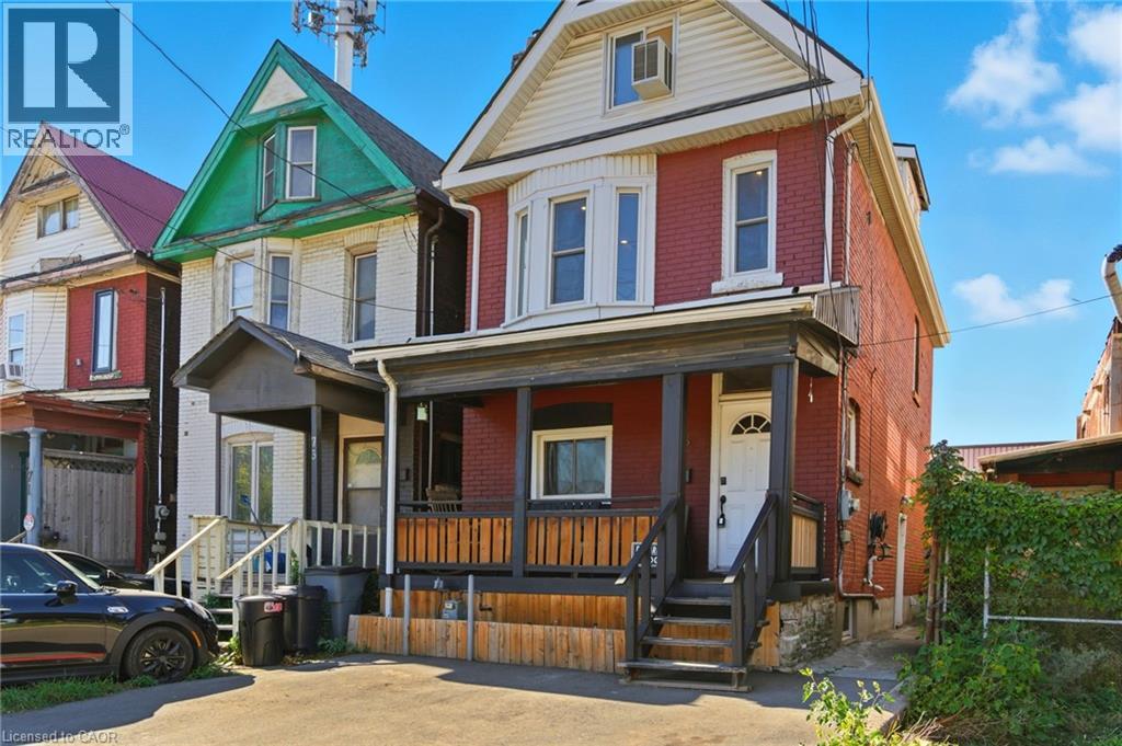 75 Niagara St, Hamilton, ON L8L 6A4